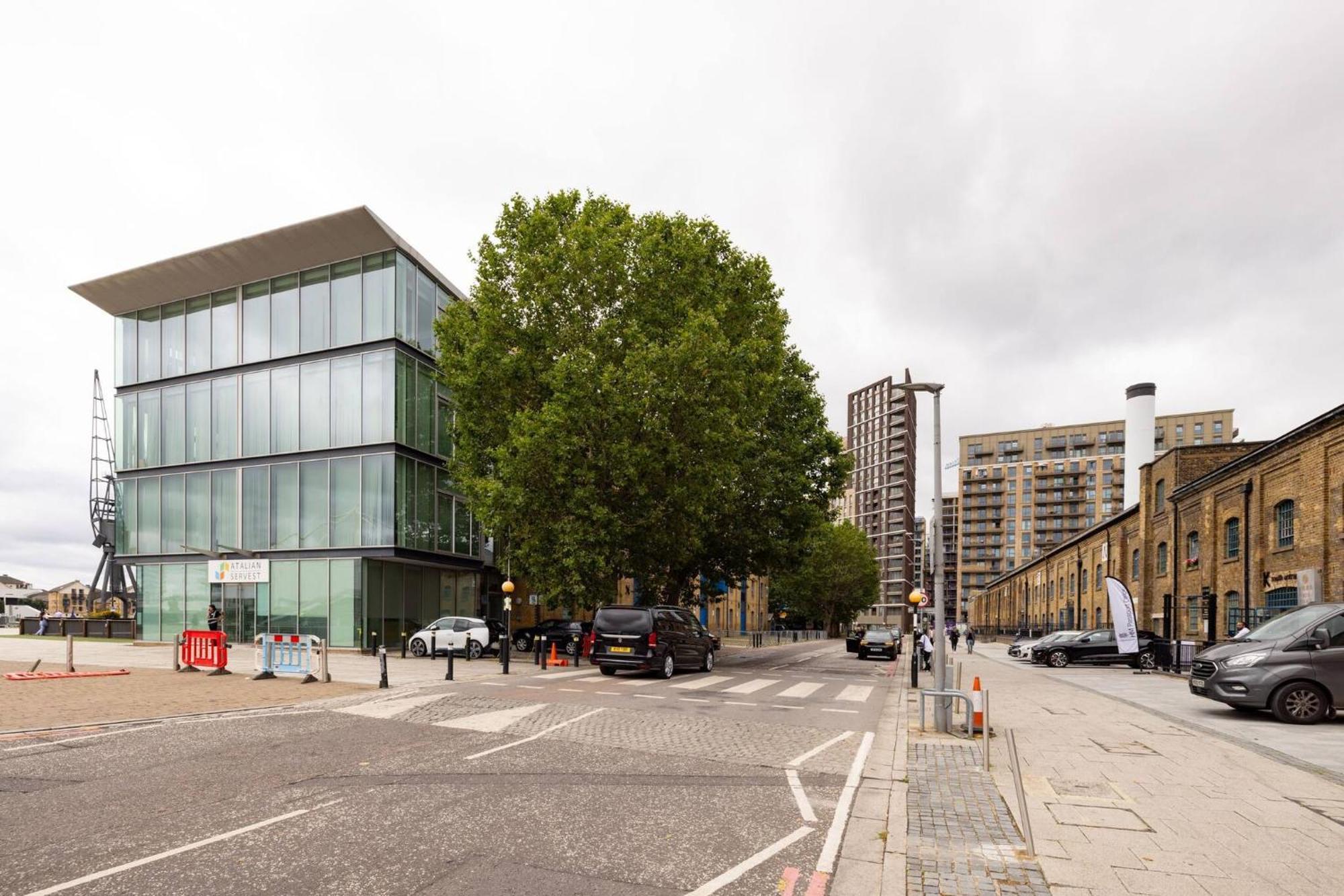 Wild Roses Serviced Apartments - Excel Warehouse 2 Londres Extérieur photo